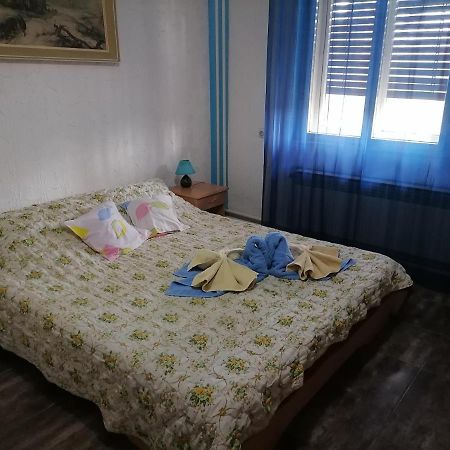 Smestaj U Okviru Domacinstva Sobe Sosa Palić Chambre photo
